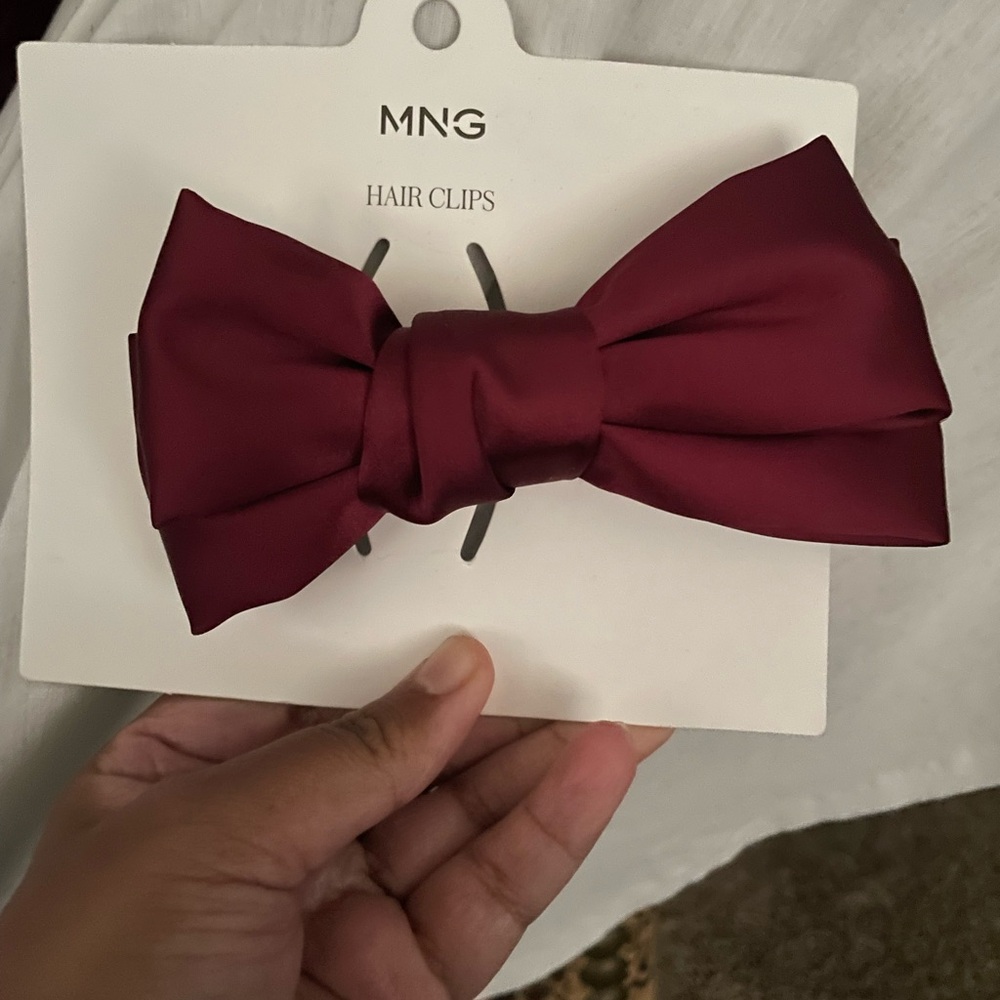 MNG Burgundy Hair Clip